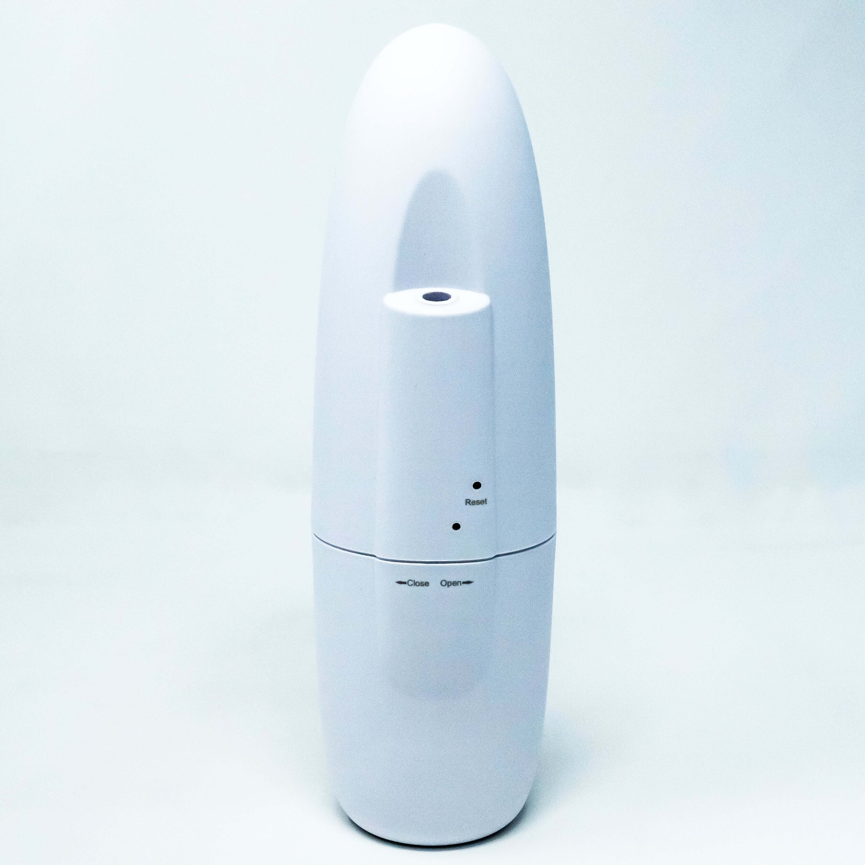 Bluetooth Controlled Plug-In Waterless Aroma Diffuser Bundle with FREE Diffuser Oil